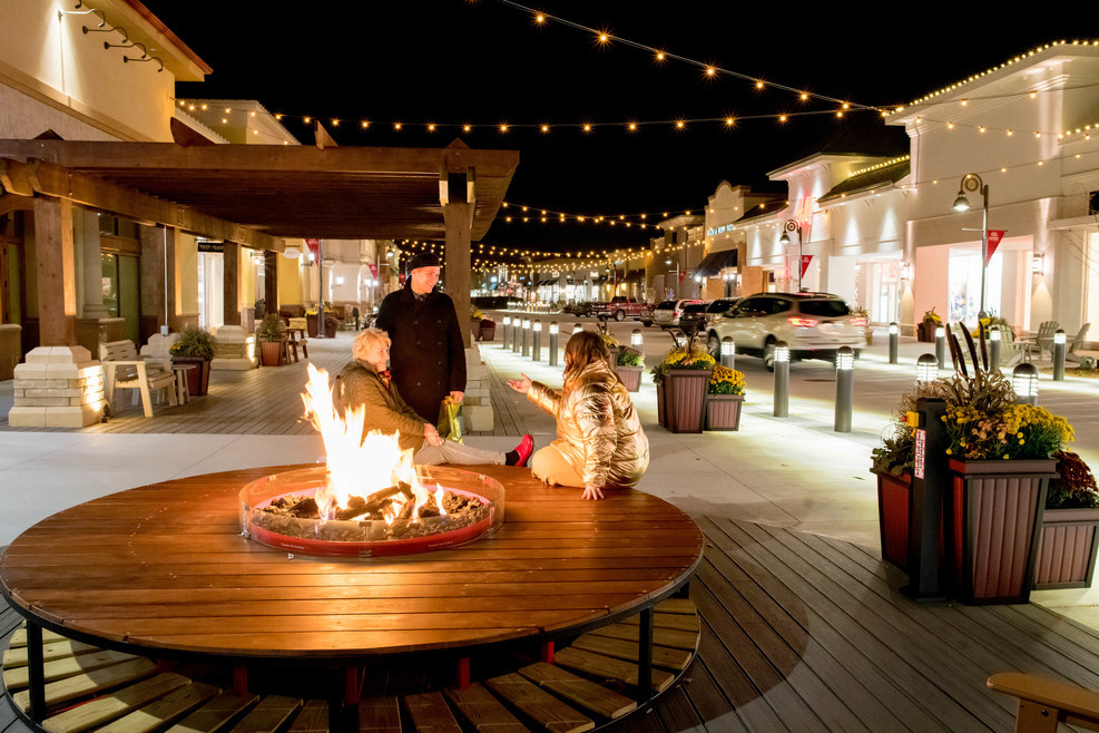 The Shoppes at Arbor Lakes - Streetscape